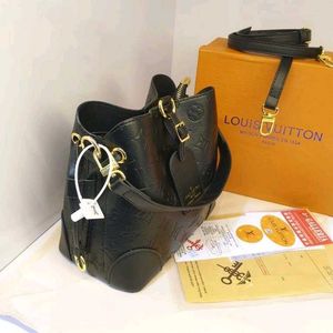 LOUIS VUITTON Neno bucket bag**INTRO WITH NEW 2  L