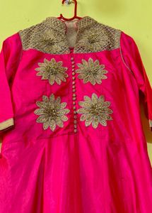 Elegant Pink Embroidered Kurta Set