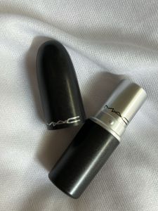 MAC Lipstick - TWIG