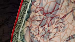 Simple And Elegant Sarees For Women's