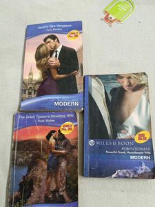 Mills & Boon Modern Romance Books (3)