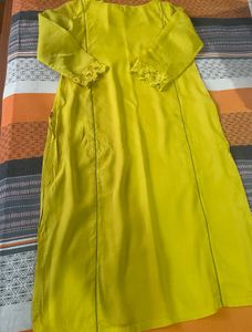 W brand New without tag Neon green Kurta Set with