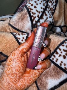 L'Oreal Hyaluron Tint Lip Stain Serum