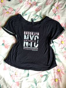 Brooklyn NYC Graphic T-Shirt