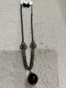 Chic Beaded Necklace &amp; Earring Set