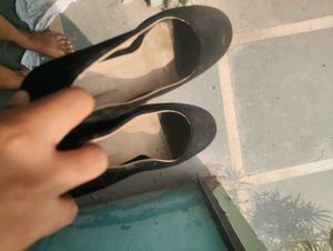 Stylish Black Suede Heels