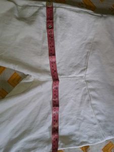 Basic White jeans