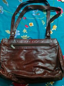 Chic Brown Leather Shoulder Bag