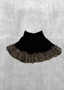 Chic Black Leopard Print Skirt