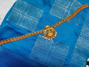 Elegant Gold Kamarbandh with Lakshmi Motif (Temple