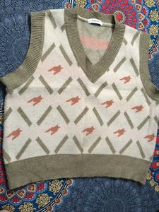Argyle Pattern Knit Vest