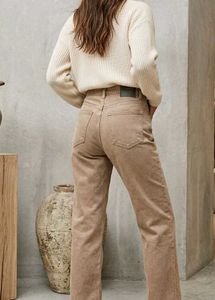 Stylish High-Waisted Beige Jeans