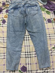 Stylish Blue Wash Jeans