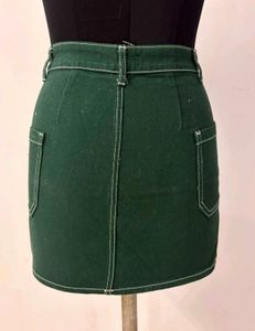Forever 21 mini skirt