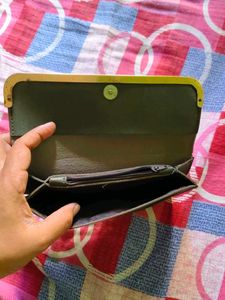 Chic "Fashion" Wallet with Clover Accent