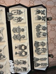 velvet earring box