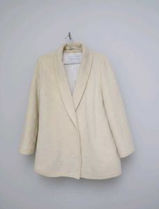 Elegant Cream Collar Coat (New)