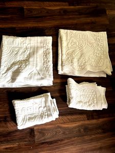 Elegant sofa cover