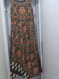 Vibrant Floral Print Sleeveless gown..... perfect