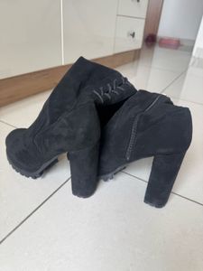 Black Over-the-Knee Boots