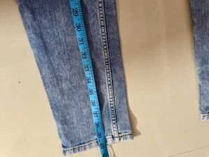 Men's Blue Washed Jeans