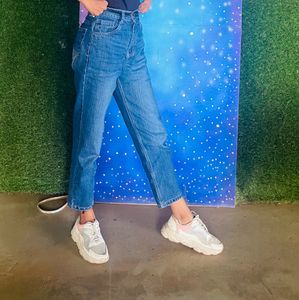 Straight Fit Jeans