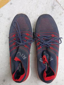 Sports Shoes
