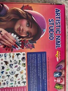 Artistic Nail Studio Kit