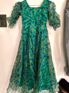 Elegant Green Floral Print Gown