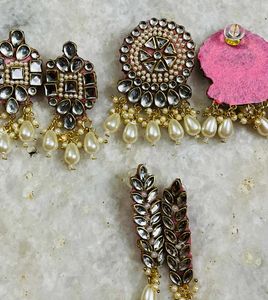 Gorgeous Kundan and Pearl Earrings