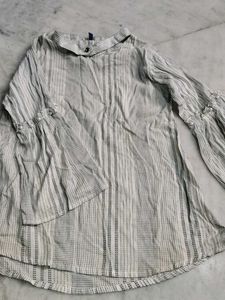 Chic Striped Kurta with Pearl Embellishments