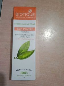 Biotique Morning Nectar Sun Protect Moisturizer
