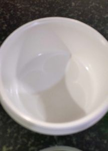 green food container