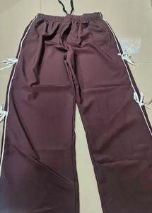 Stylish Wide-Leg Pants with Bow Detail