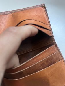 slim and light Leather Wallet