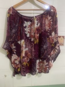 Bohemian Floral Print Batwing Sleeve Top
