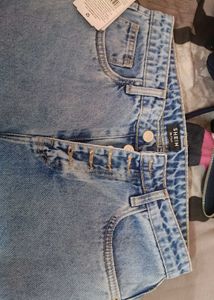 Frilled Hem Flared Jeans