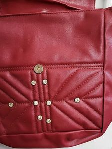 Chic Red Quilted Crossbody Bag