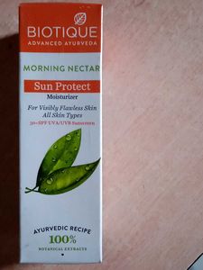 Biotique Morning Nectar Sun Protect Moisturizer