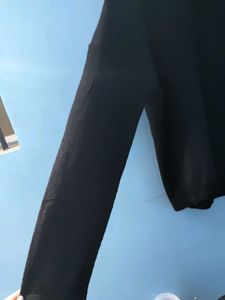 Black V-Neck Long Sleeve Sweater