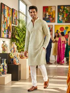 Men Embroidered Kurta Light Green