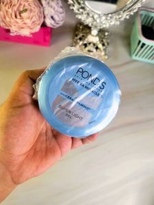 Pond's Hydra Miracle Super Light Gel