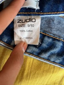 Trendy Jeans For The Gen Z