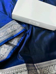 Exquisite satin silk plane saree with rich pallu