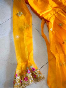 Yellow Anarkali Dress📀💡🕯️☀️