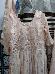 Peach nayra cut beautiful kurta set!🤍