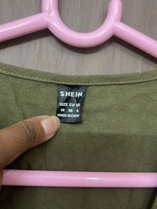 Chic Olive Green Sleeveless Button-Up Vest