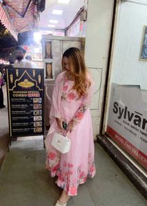 Floral Pink gown 2pc