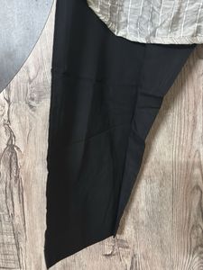 Elegant co-odd Set with Lace Detail
