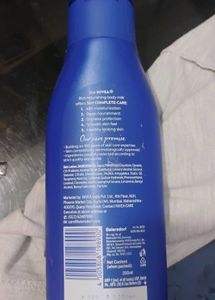 NIVEA Rich Nourishing Body Milk
